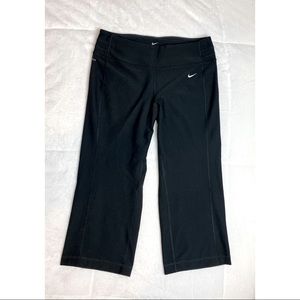 Nike Dri-Fit Cropped Legging
